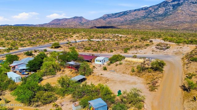 14813 N Swan Road, Tucson, AZ 85739