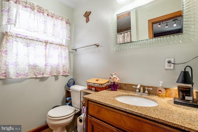 1103 HIGHLAND AVE, Cinnaminson, NJ 08077