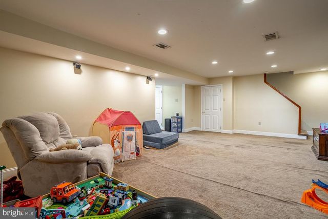 1103 HIGHLAND AVE, Cinnaminson, NJ 08077