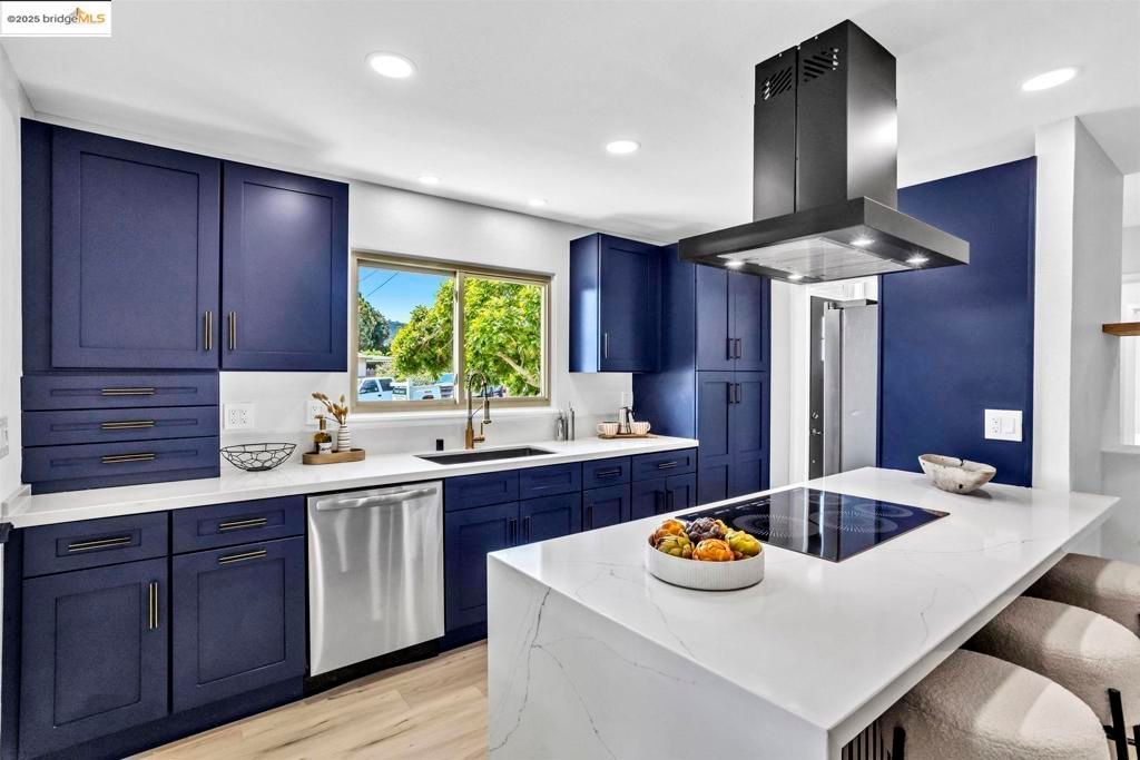 4369 Nelson DR, Richmond, CA 94803