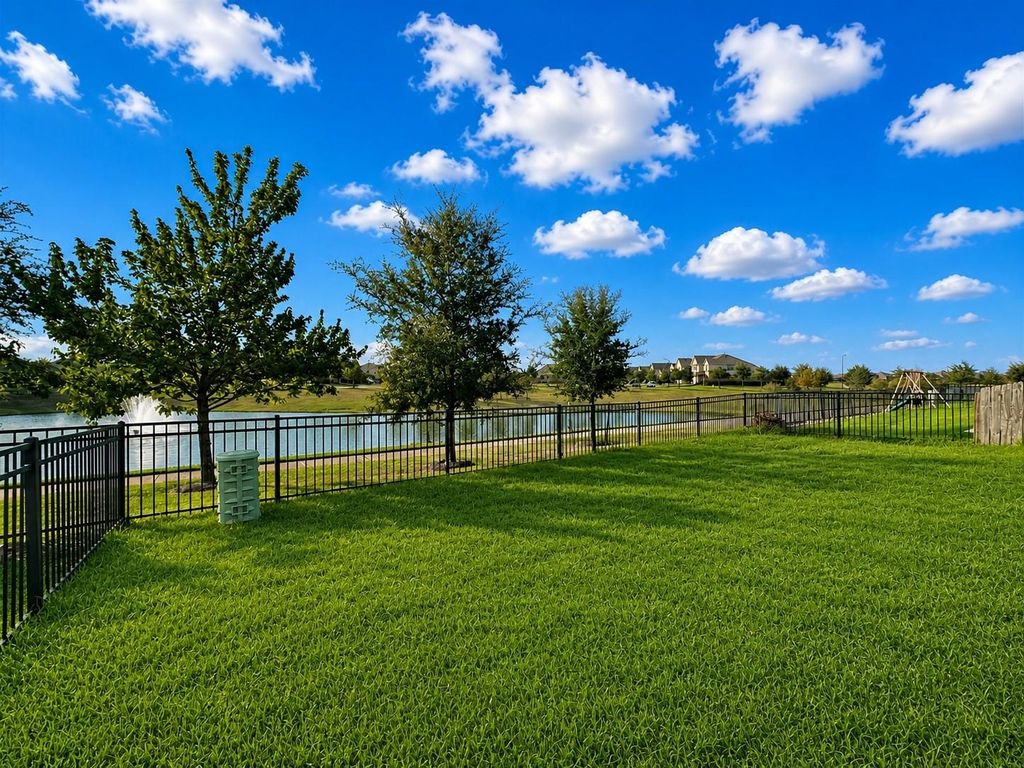 5123 Rue Dela Croix Drive, Katy, TX 77493