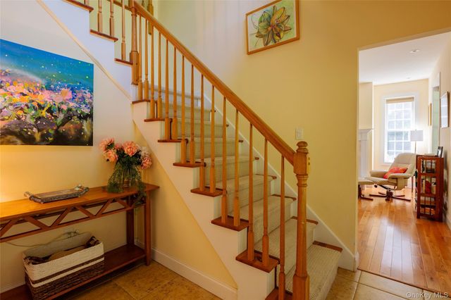 555 Plutarch, Highland, NY 12528