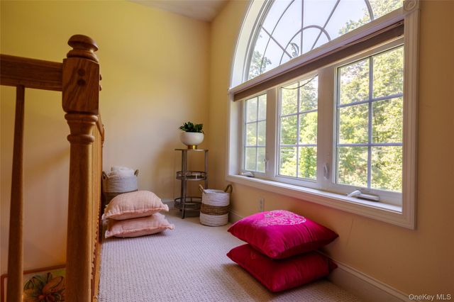 555 Plutarch, Highland, NY 12528