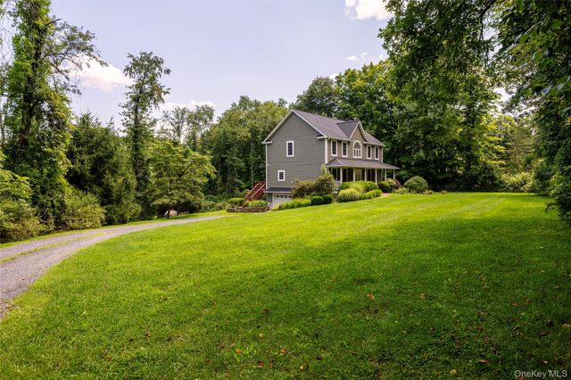 555 Plutarch, Highland, NY 12528