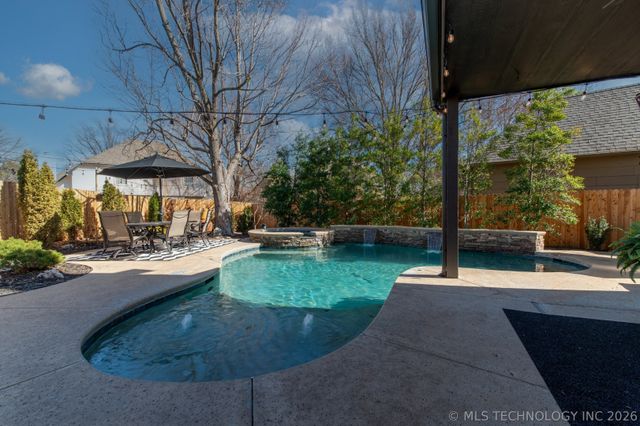 9903 S 99th East Avenue, Tulsa, OK 74133