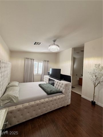 6643 Montezuma Castle Lane, North Las Vegas, NV 89084