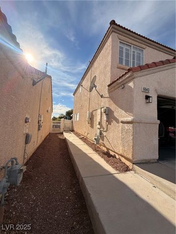 6643 Montezuma Castle Lane, North Las Vegas, NV 89084