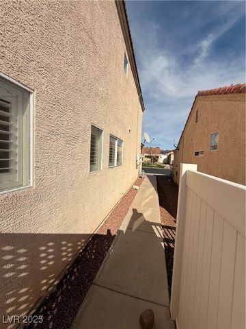 6643 Montezuma Castle Lane, North Las Vegas, NV 89084