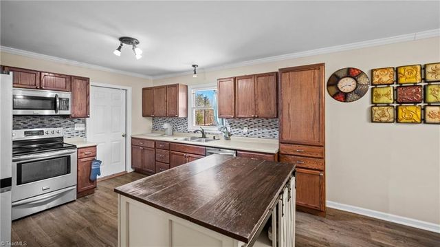 5217 Overlea Drive, Greensboro, NC 27407