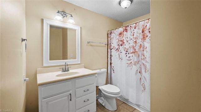 5217 Overlea Drive, Greensboro, NC 27407