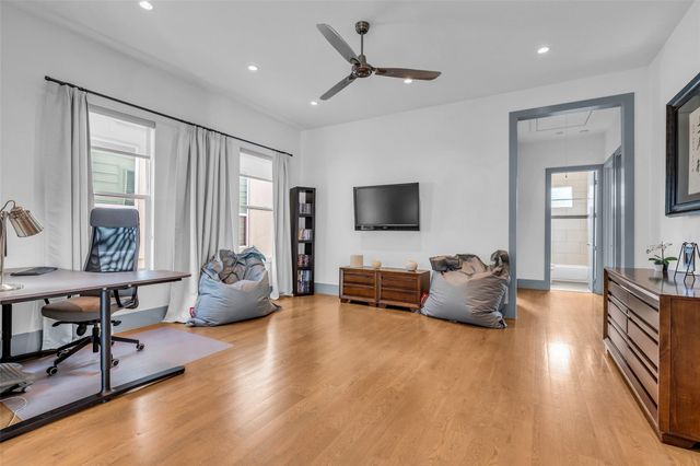 1216 Malone Street, Houston, TX 77007