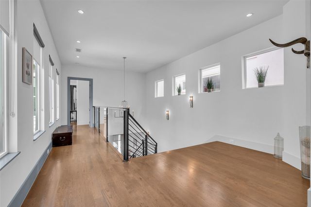 1216 Malone Street, Houston, TX 77007