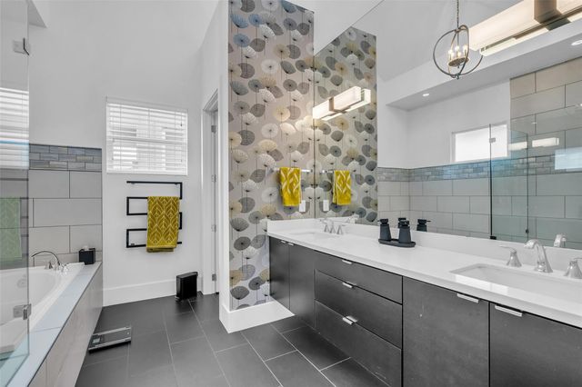 1216 Malone Street, Houston, TX 77007