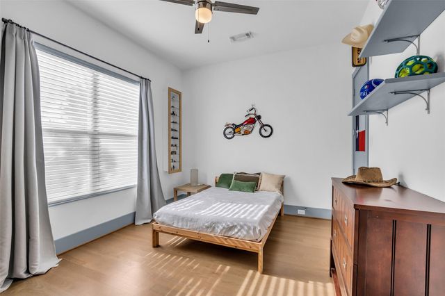 1216 Malone Street, Houston, TX 77007