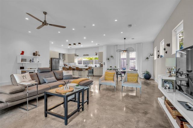 1216 Malone Street, Houston, TX 77007