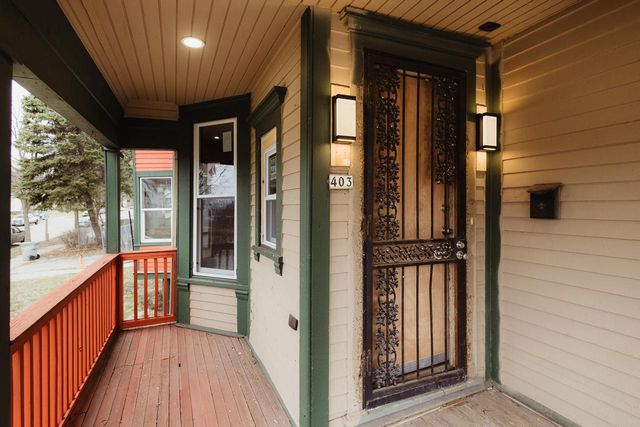 403 N 32nd STREET, Milwaukee, WI 53208