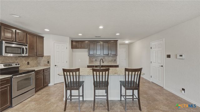 2724 Scarlet Tanger, New Braunfels, TX 78130