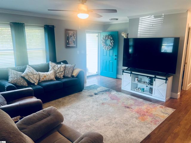 201 Cox Ridge Court, Travelers Rest, SC 29690