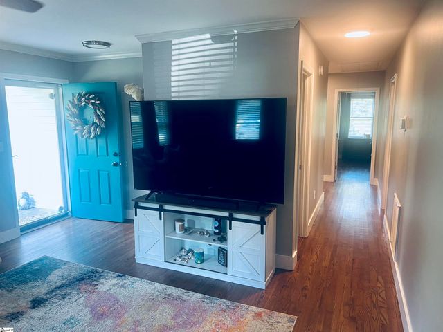 201 Cox Ridge Court, Travelers Rest, SC 29690