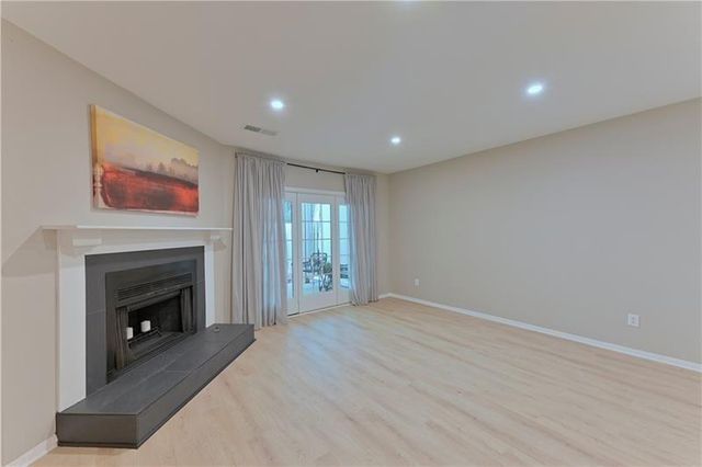 2179 Surrey Court SE, Marietta, GA 30067