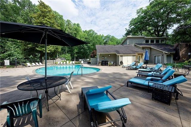 2179 Surrey Court SE, Marietta, GA 30067