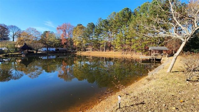 105 Candlewood Path, Dallas, GA 30157