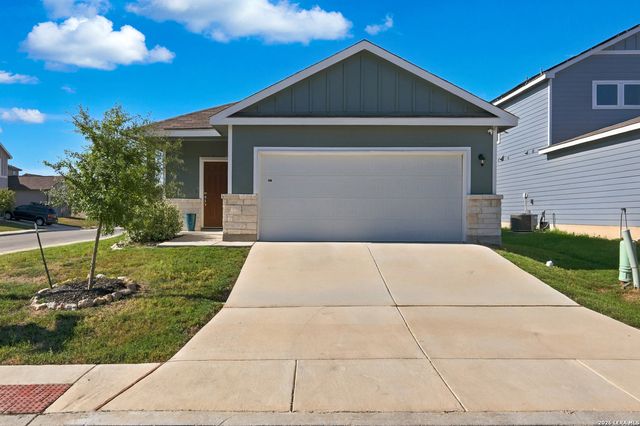 10738 GILMORE GDN, Converse, TX 78109