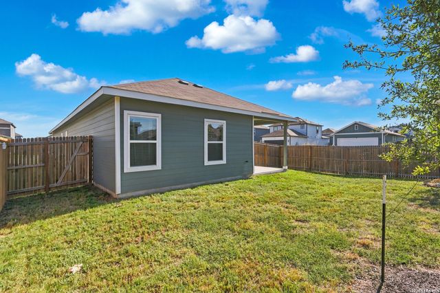 10738 GILMORE GDN, Converse, TX 78109