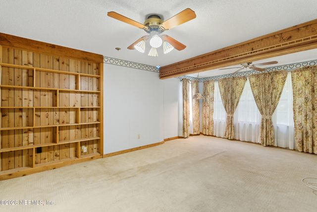 2221 TREASURE POINT Road, Green Cove Springs, FL 32043