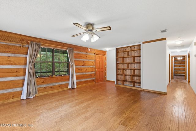 2221 TREASURE POINT Road, Green Cove Springs, FL 32043