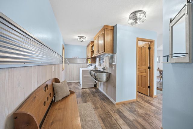 120 Callaway Court, Mankato, MN 56001