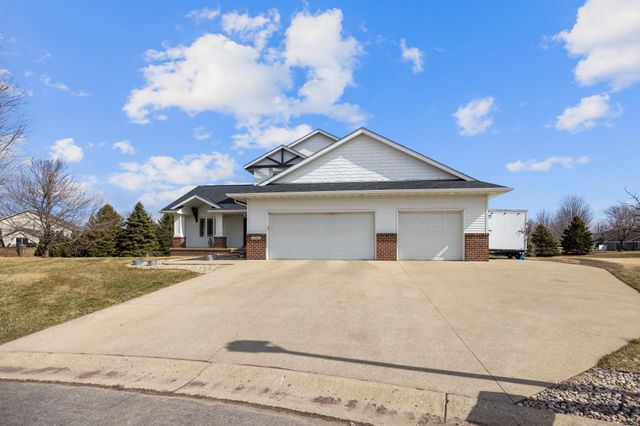 120 Callaway Court, Mankato, MN 56001
