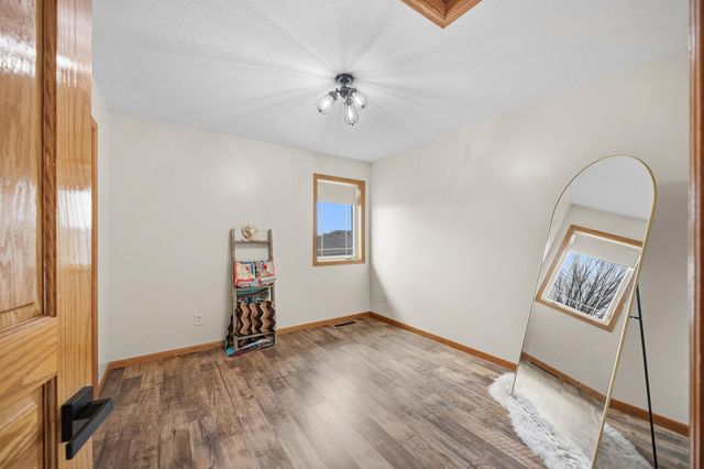 120 Callaway Court, Mankato, MN 56001