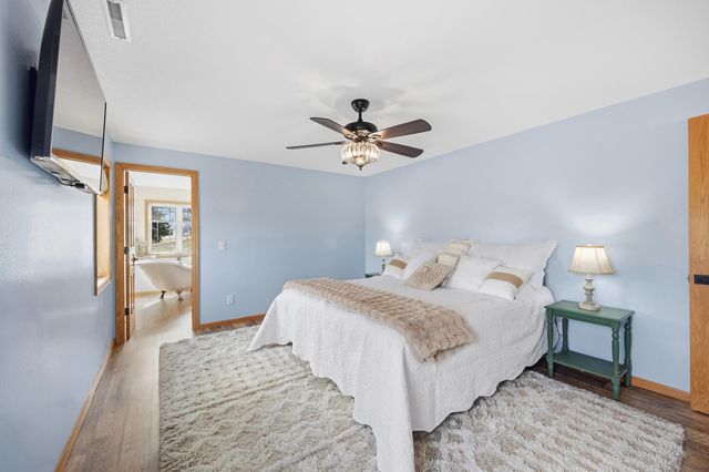 120 Callaway Court, Mankato, MN 56001