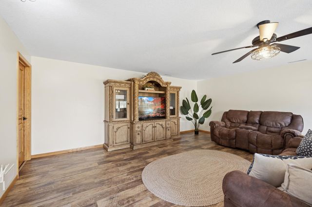 120 Callaway Court, Mankato, MN 56001