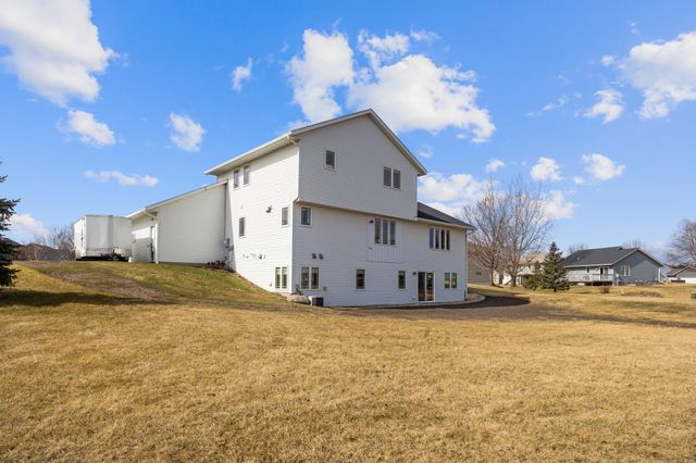 120 Callaway Court, Mankato, MN 56001