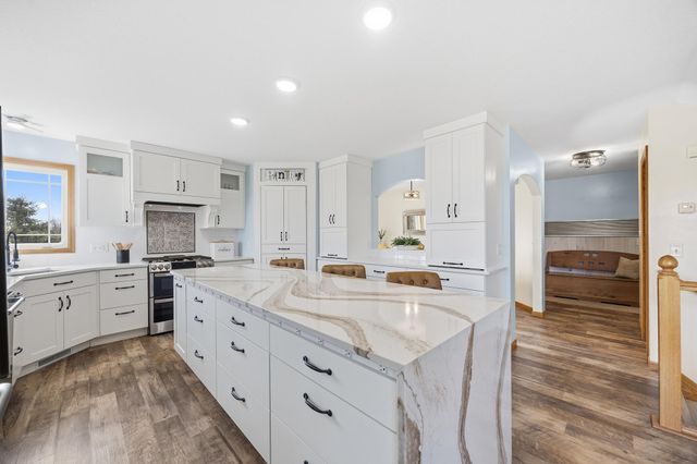 120 Callaway Court, Mankato, MN 56001
