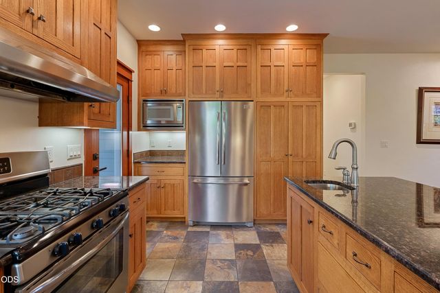 20385 Penhollow Lane, Bend, OR 97702