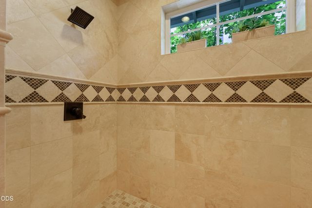 20385 Penhollow Lane, Bend, OR 97702
