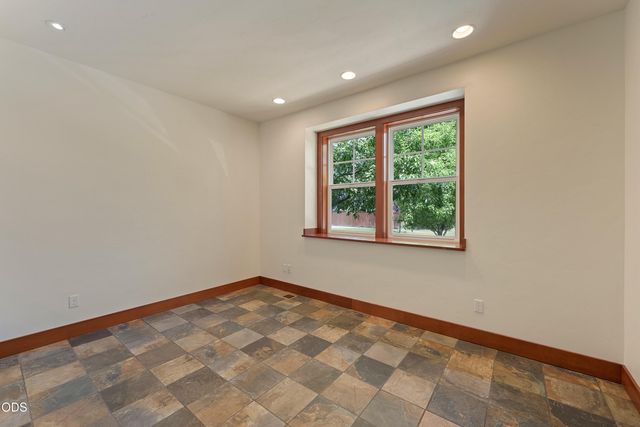 20385 Penhollow Lane, Bend, OR 97702