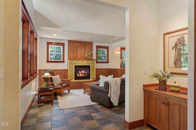 20385 Penhollow Lane, Bend, OR 97702