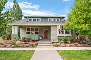 20385 Penhollow Lane, Bend, OR 97702