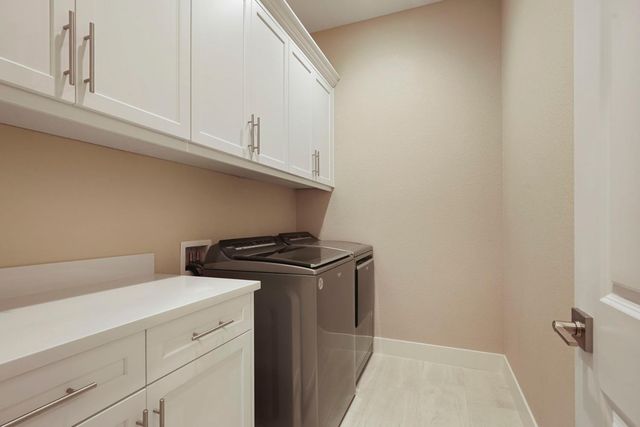 3040 Carrousel St, Lodi, CA 95242