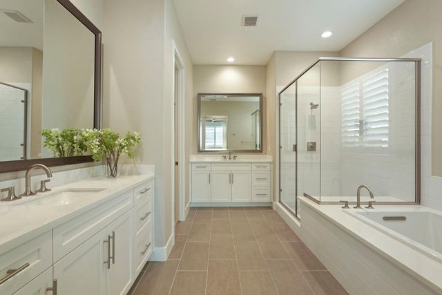 3040 Carrousel St, Lodi, CA 95242