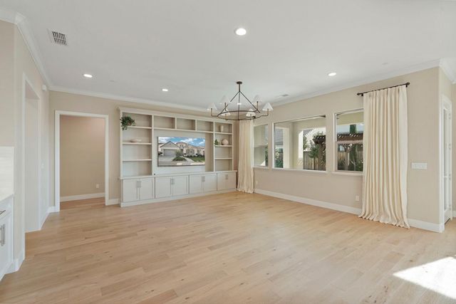 3040 Carrousel St, Lodi, CA 95242