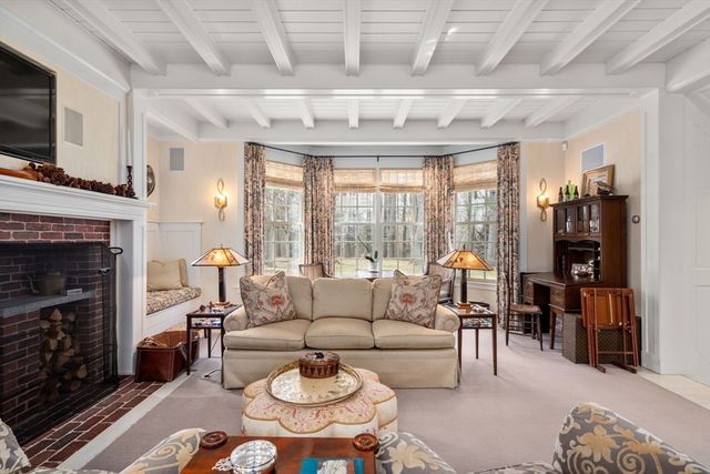 4 Claybrook Rd, Dover, MA 02030