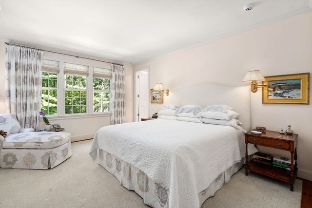 4 Claybrook Rd, Dover, MA 02030