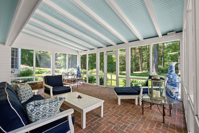 4 Claybrook Rd, Dover, MA 02030