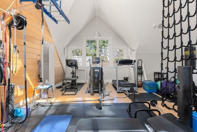 4 Claybrook Rd, Dover, MA 02030