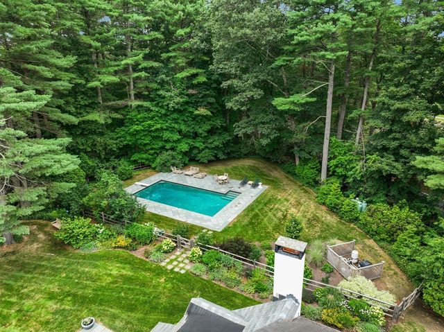 4 Claybrook Rd, Dover, MA 02030